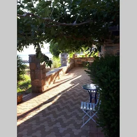Traditional Stone House By The Sea... Holiday home
