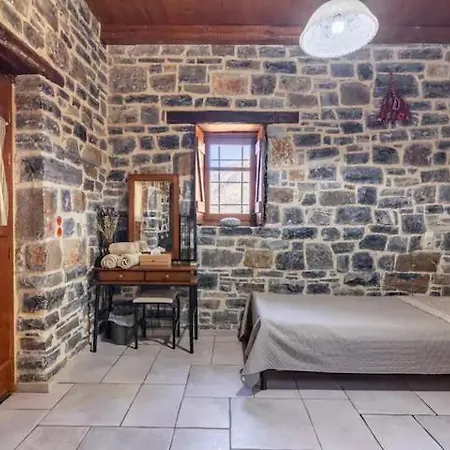 Traditional Stone House By The Sea... *