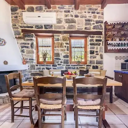 Holiday home Traditional Stone House By The Sea... *