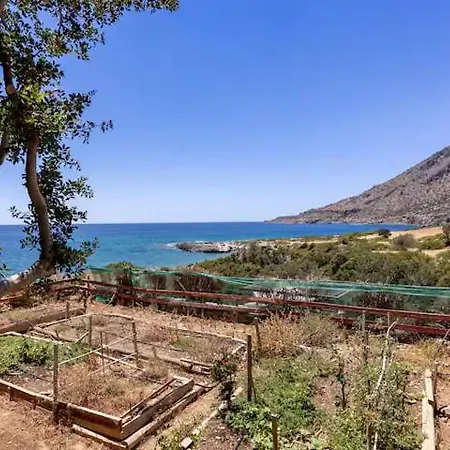 Traditional Stone House By The Sea... Holiday home Kapetaniana